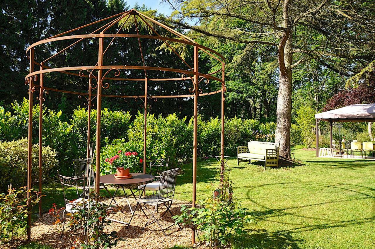 Au Jardin De Lisa Bed & Breakfast Cherreau Luaran gambar